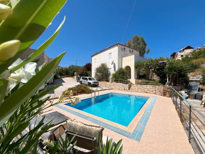 Image No.32-2 Bed House for sale