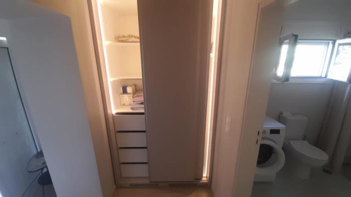 Image No.27-2 Bed House for sale