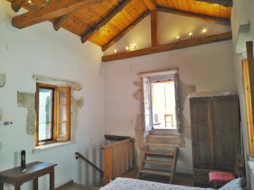 Stone-house-for-sale-in-Chania-Crete--2-