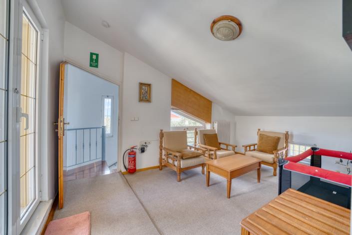 Image No.28-5 Bed Villa for sale