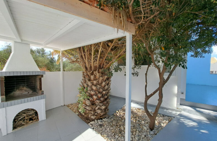 Image No.11-1 Bed Townhouse for sale