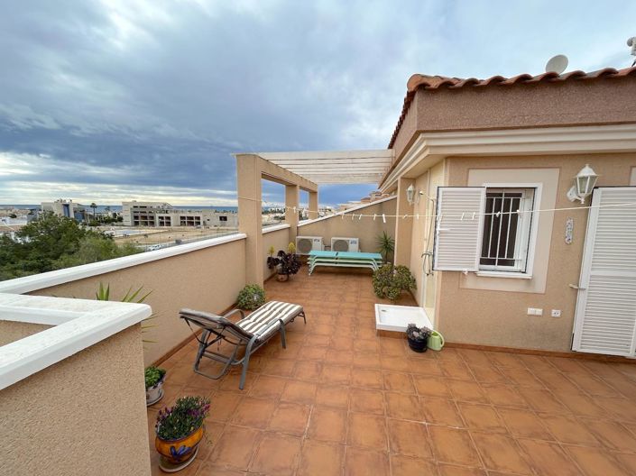 Image No.1-2 Bed Apartment for sale