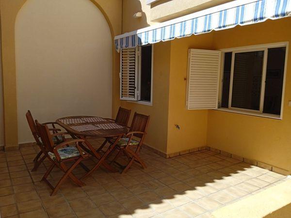 Image No.1-2 Bed House for sale