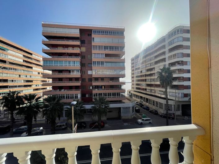 Image No.1-3 Bed Apartment for sale