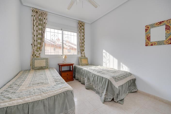 Image No.10-2 Bed Bungalow for sale