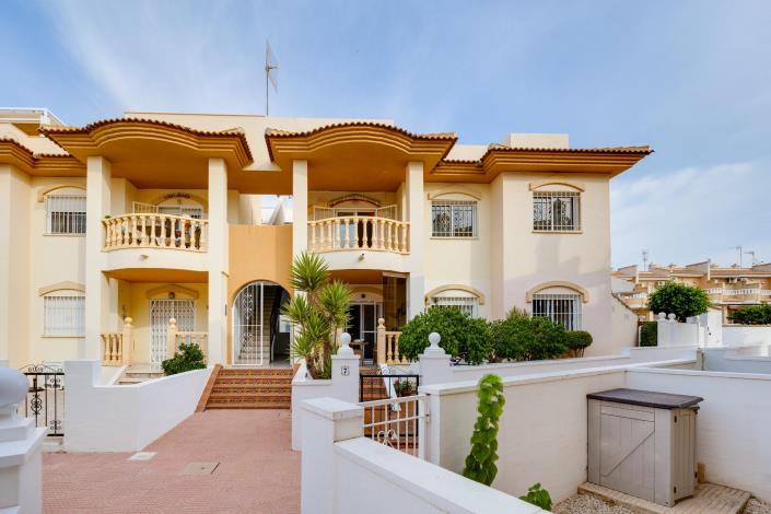 Image No.23-2 Bed Bungalow for sale