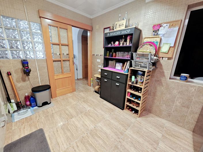 Image No.16-2 Bed Bungalow for sale