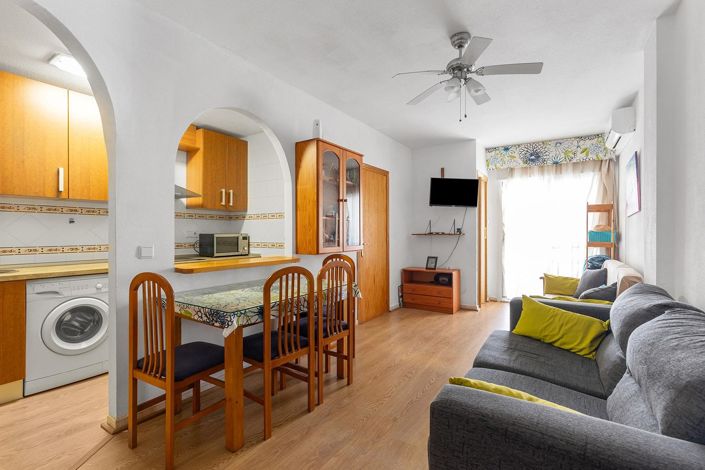 Image No.1-1 Bed Property for sale
