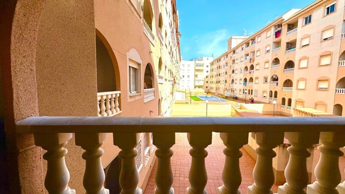 Image No.1-2 Bed Apartment for sale