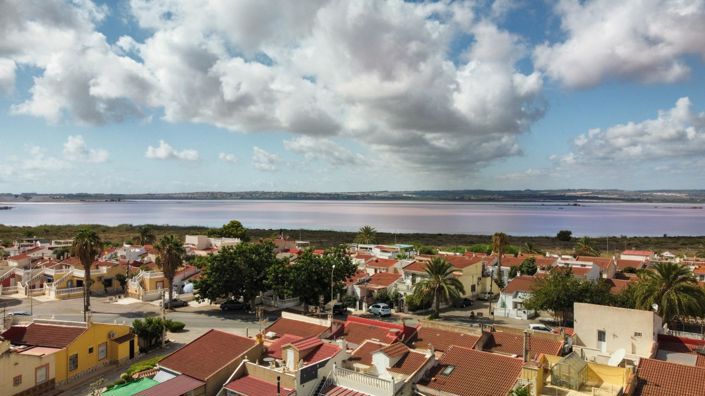 Image No.21-2 Bed Bungalow for sale