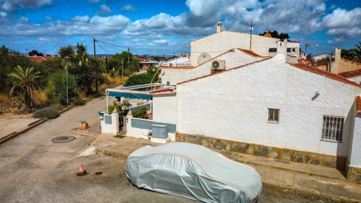 Image No.25-2 Bed Bungalow for sale