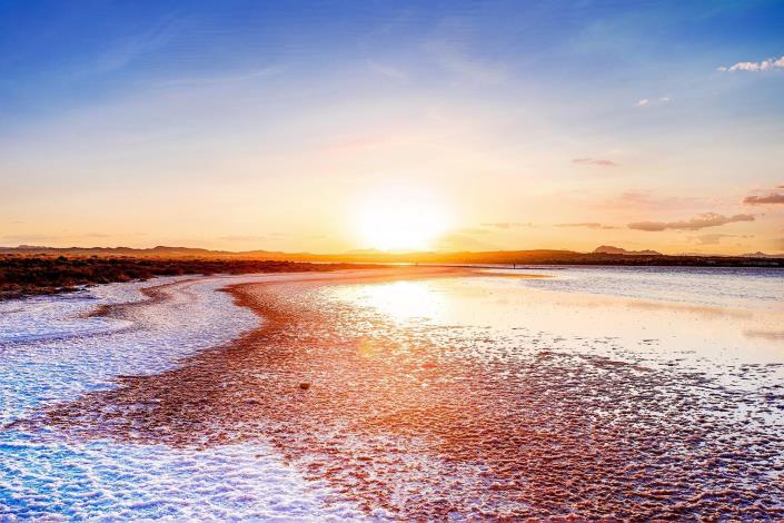 Image No.50-2 Bed Bungalow for sale