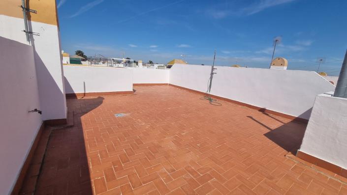 Image No.9-2 Bed Bungalow for sale