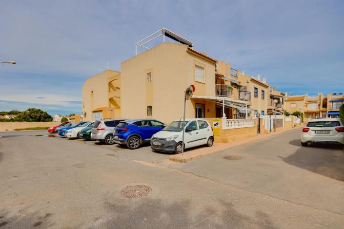 Image No.25-3 Bed Bungalow for sale