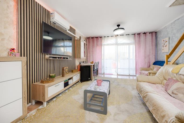 Image No.2-2 Bed Bungalow for sale