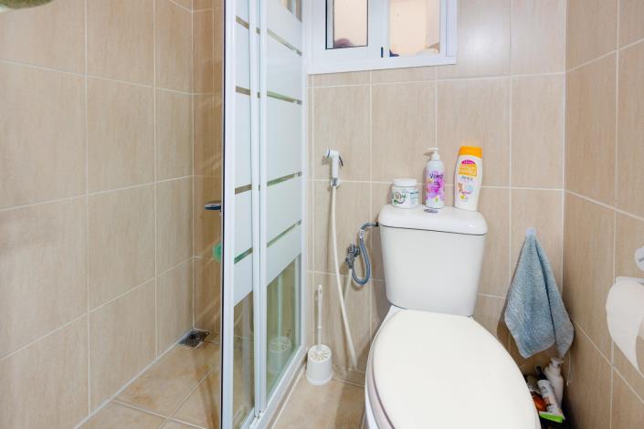 Image No.12-2 Bed Bungalow for sale