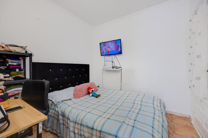 Image No.15-2 Bed Bungalow for sale