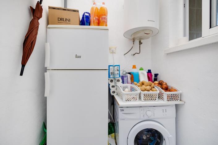 Image No.24-2 Bed Bungalow for sale