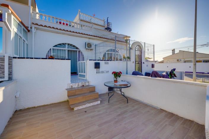 Image No.29-2 Bed Bungalow for sale