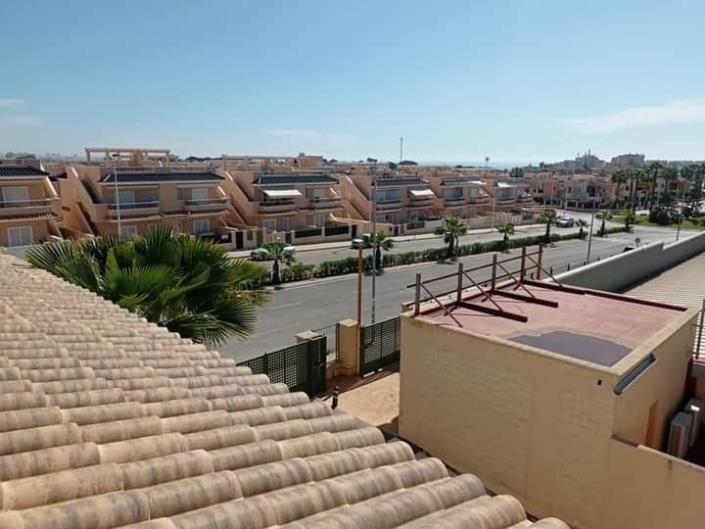 Image No.17-2 Bed Bungalow for sale