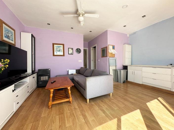 Image No.6-2 Bed Bungalow for sale