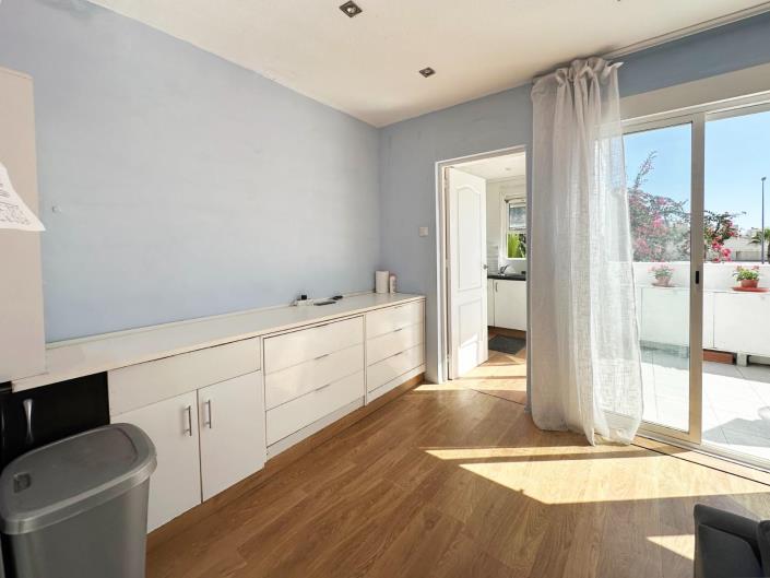 Image No.18-2 Bed Bungalow for sale