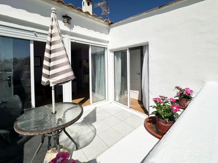 Image No.11-2 Bed Bungalow for sale