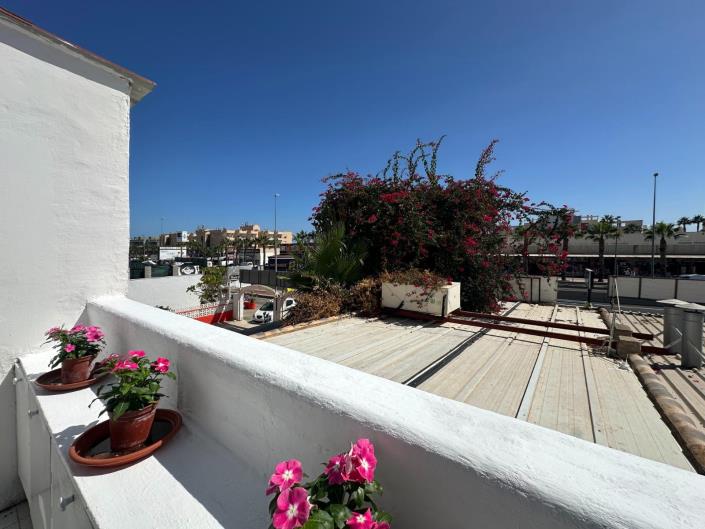 Image No.20-2 Bed Bungalow for sale