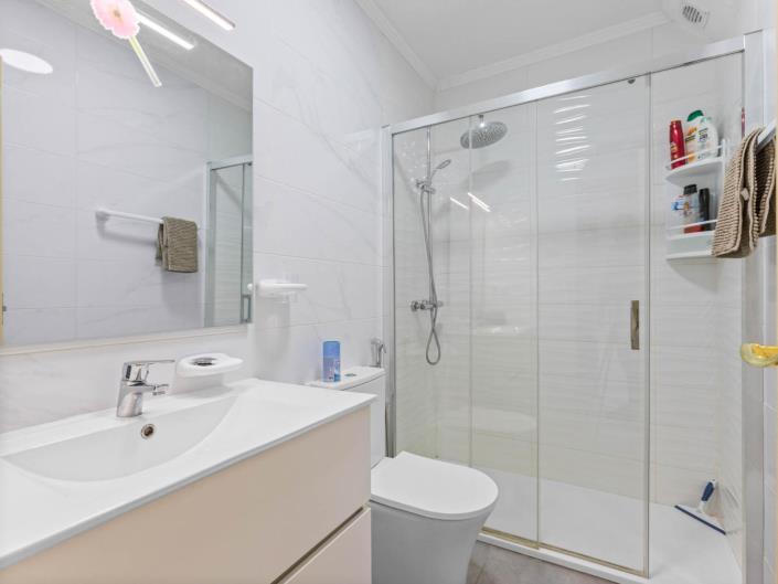 Image No.11-2 Bed Bungalow for sale