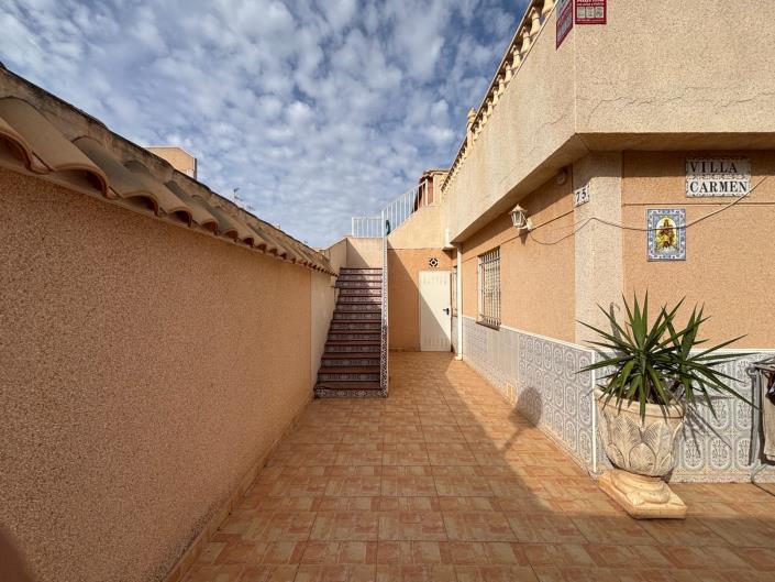 Image No.20-2 Bed Bungalow for sale