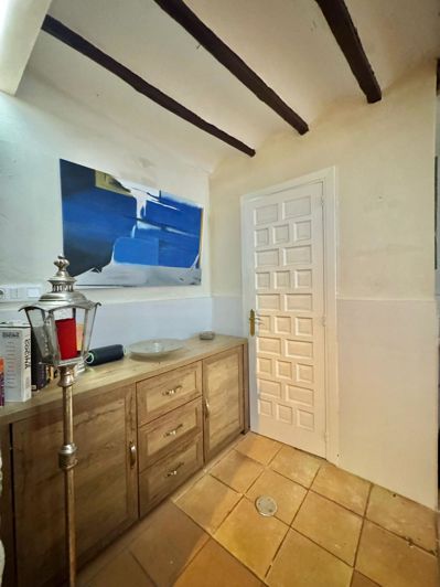 Image No.17-3 Bed House for sale