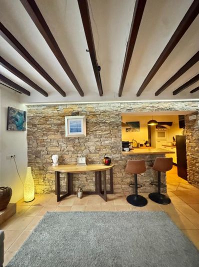 Image No.42-3 Bed House for sale