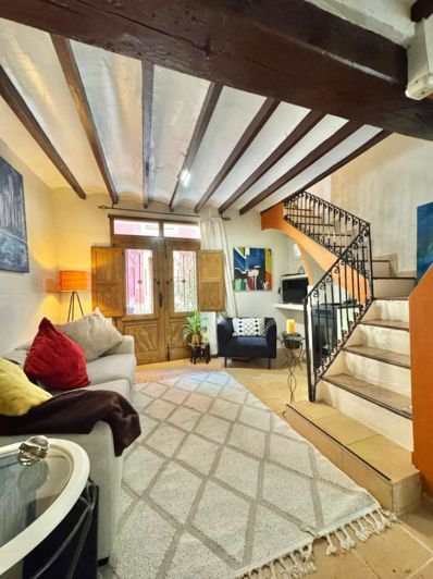 Image No.7-3 Bed House for sale