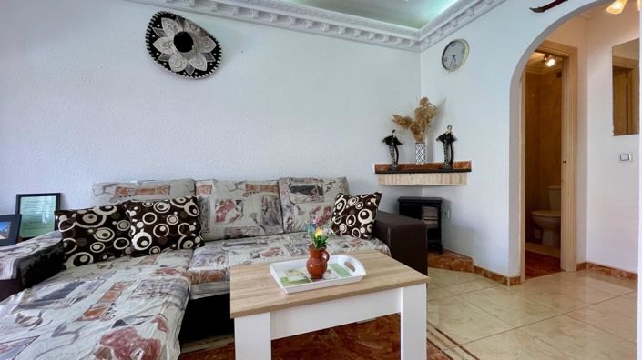 Image No.9-2 Bed Property for sale