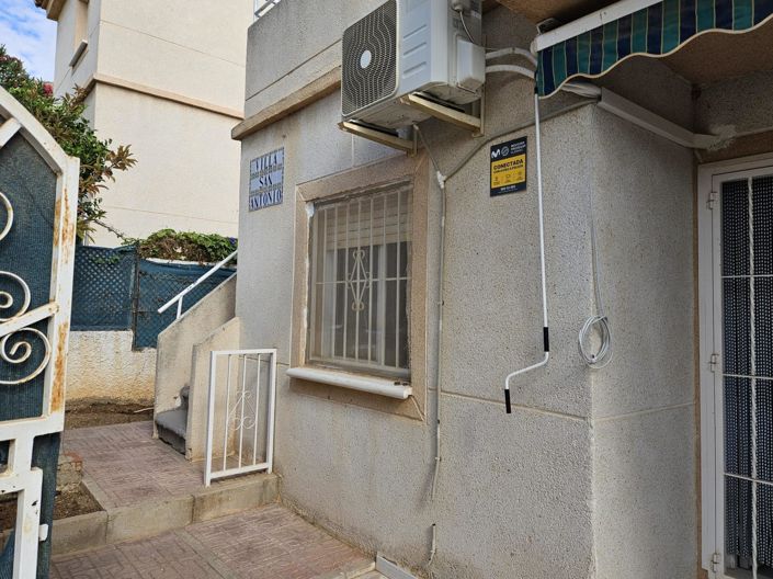 Image No.13-3 Bed House for sale