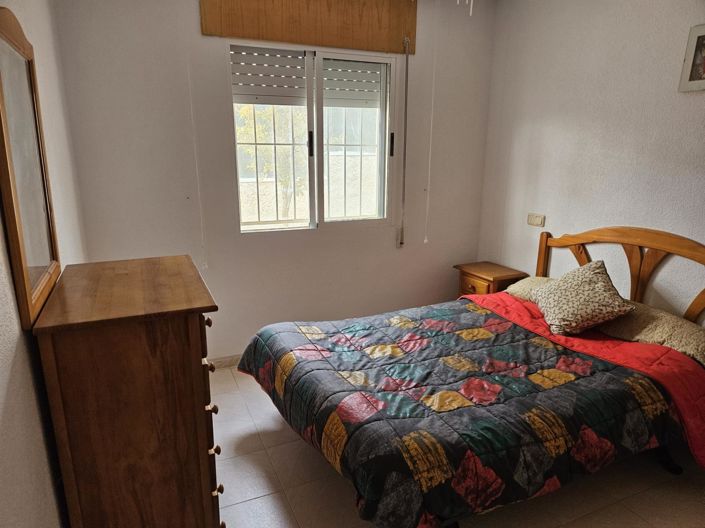 Image No.34-3 Bed House for sale