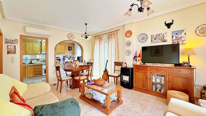 Image No.11-3 Bed House for sale