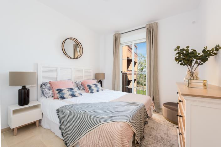 Image No.10-3 Bed Apartment for sale