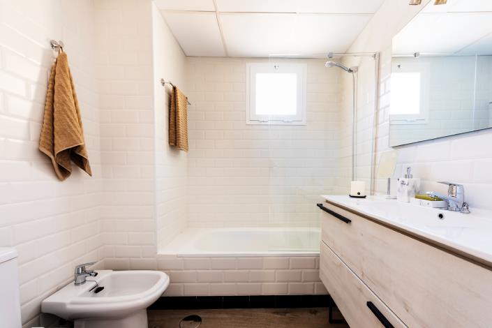 Image No.11-3 Bed Apartment for sale