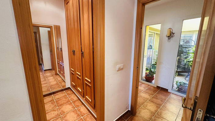 Image No.24-3 Bed Villa for sale