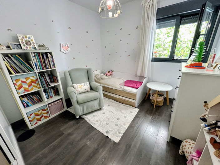 Image No.11-3 Bed Apartment for sale