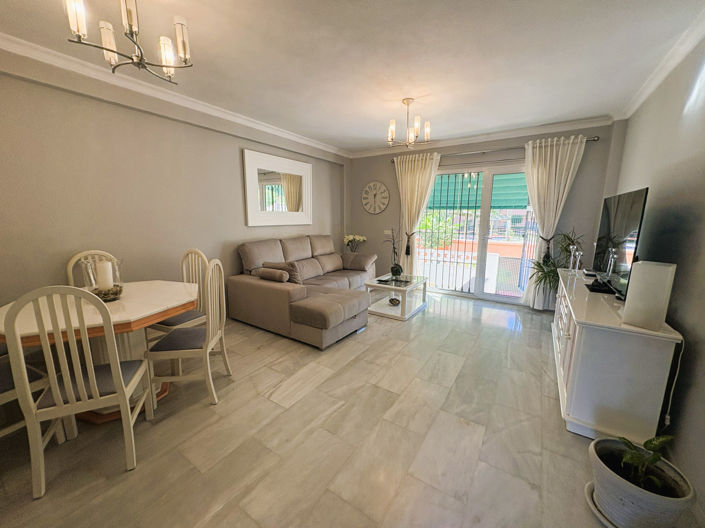 Image No.8-2 Bed Property for sale