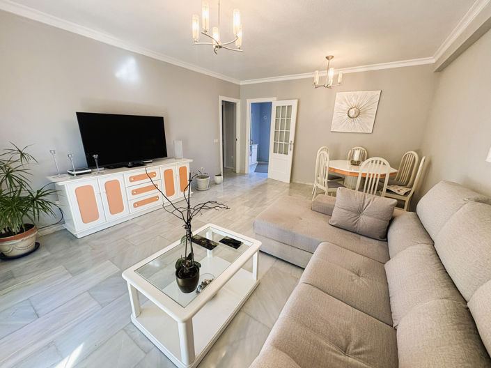 Image No.9-2 Bed Property for sale