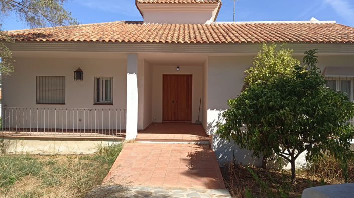 Image No.2-5 Bed Villa for sale