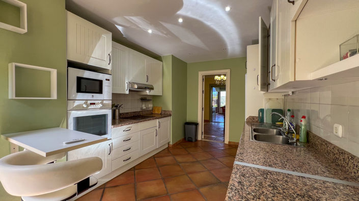 Image No.10-3 Bed Townhouse for sale