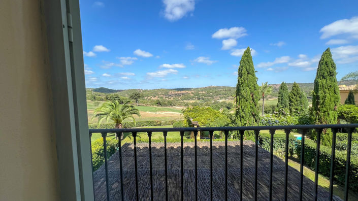 Image No.31-3 Bed Townhouse for sale