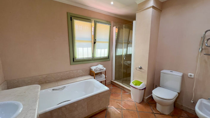 Image No.34-3 Bed Townhouse for sale