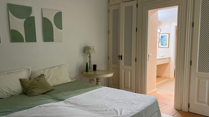 Image No.44-3 Bed Townhouse for sale