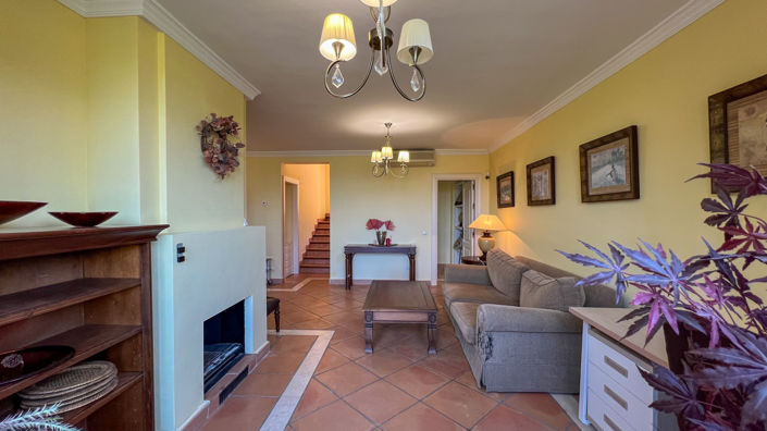 Image No.5-3 Bed Townhouse for sale