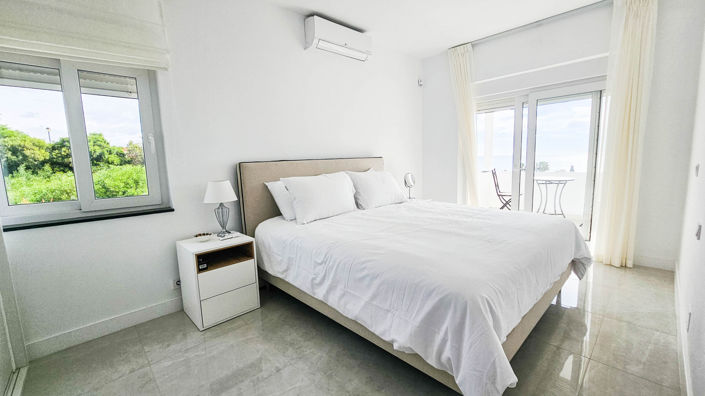 Image No.14-4 Bed Villa for sale